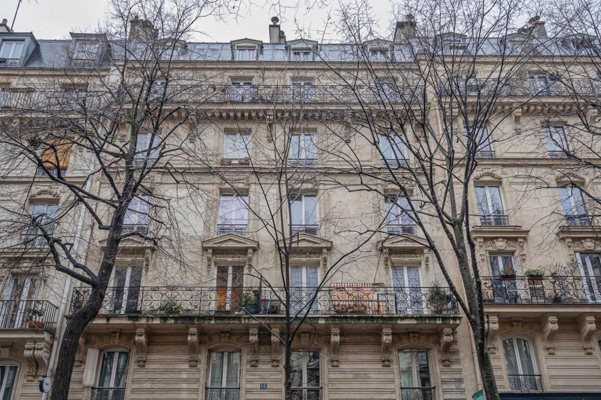 Apartment Douillet Pour 2 Au Coeur De Montmartre
